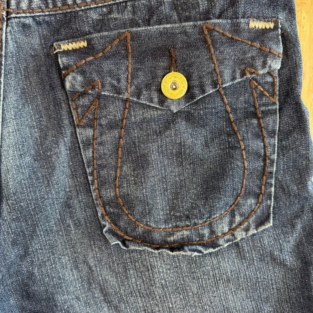 Vintage True Religion Baggy Denim Shorts size 38 Y2K Horseshoe pocket streetwear